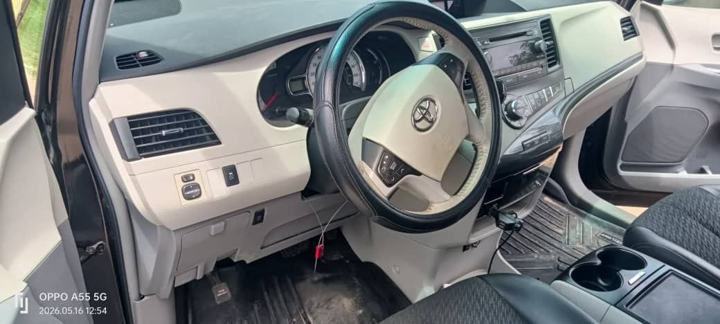 Vehicle - Image 5